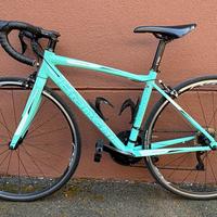 Bici da corsa Bianchi via Nirone 7