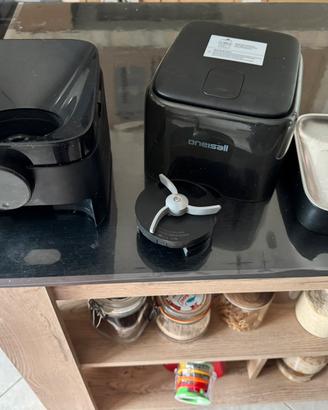 Distributore cibo per gatti
