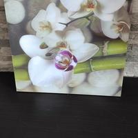 Quadro in 3d 29x29 con orchidee bianche