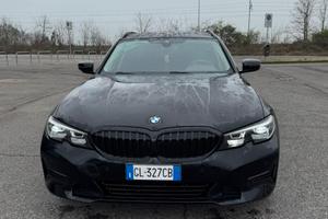 BMW 320d 2020 automatico -tagliandata-