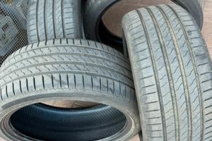 Gomme 225/40/18 nuove