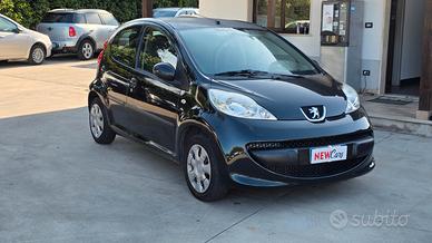 Peugeot 107 1.0 68CV 5p. Urban Move