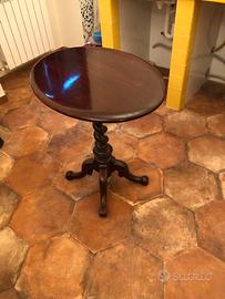 Antico tavolo mogano