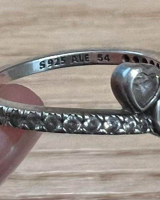 Gioielli, anello pandora