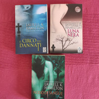 Lotto 3 romanzi gotici di Laurell K. Hamilton