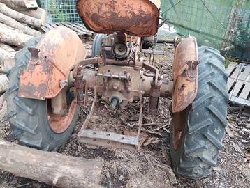 Fiat piccola 211 trattore