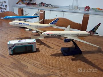 3 modellini aerei vintage originali 