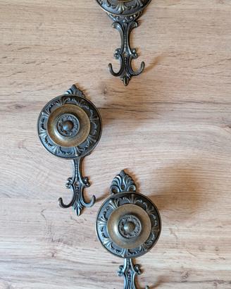 Ganci appendiabiti di ottone, vintage
