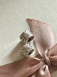 Coppia di clip pandora come nuove