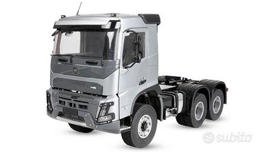 Volvo FMX E013 Tractor 6x4 1:14 RTR argento 22753