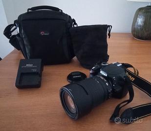 Fotocamera Reflex Nikon D3200 obiettivo 105