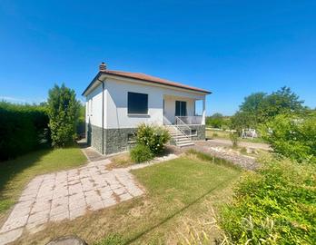 VILLA SINGOLA A REDAVALLE