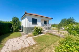 VILLA SINGOLA A REDAVALLE