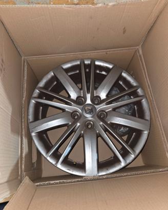 Cerchi in lega 17 per Renault megane 2011 serie 3