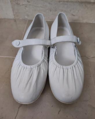 Ballerine bianche da bambina