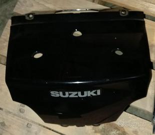 codino e fiancata neri Suzuki Burgman 650