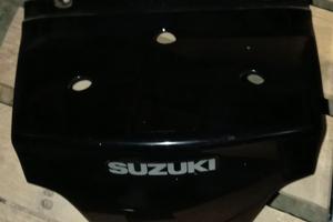 codino e fiancata neri Suzuki Burgman 650