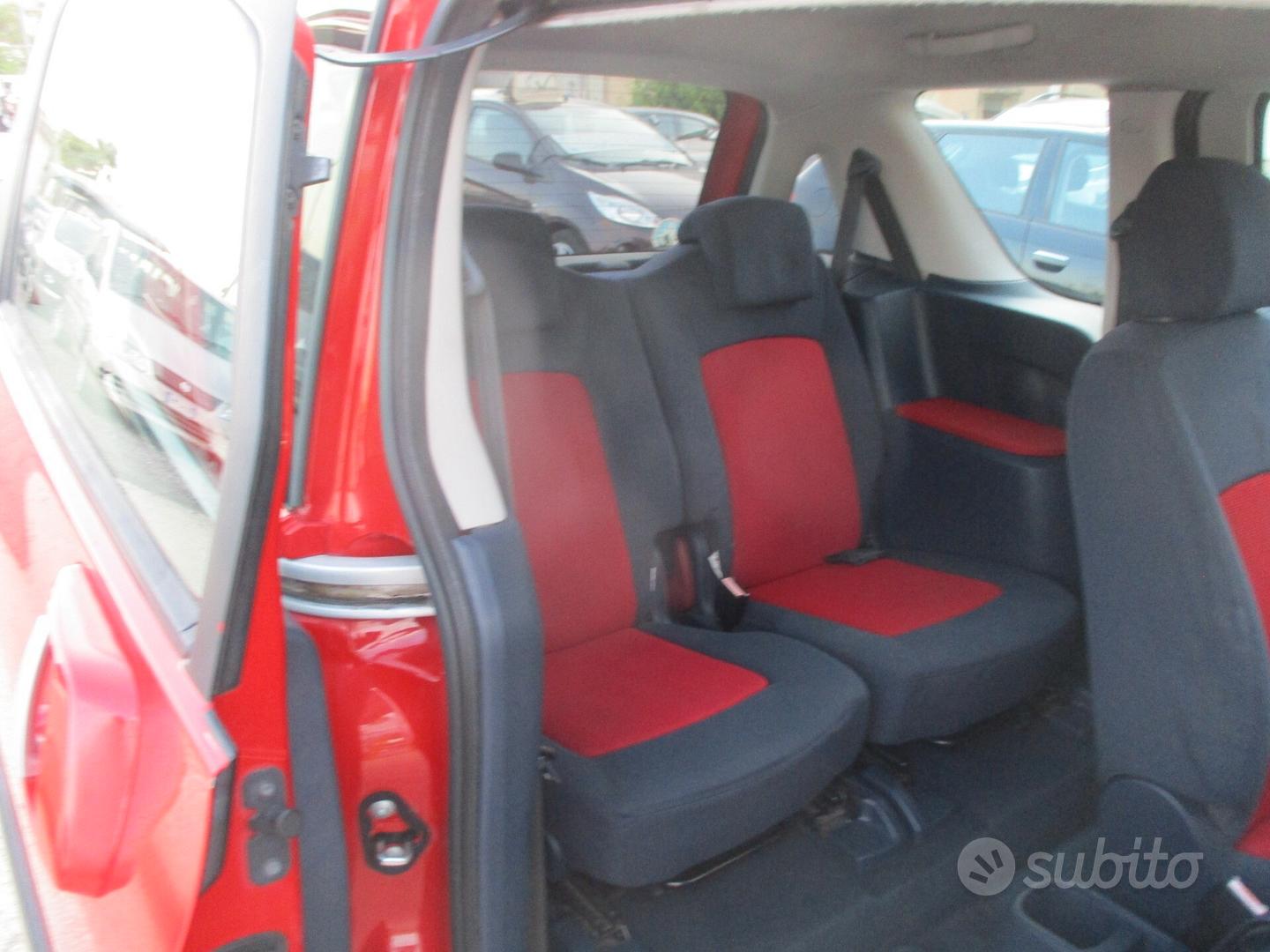 Peugeot 1007 2005 photo 5