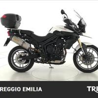 TRIUMPH Tiger 800