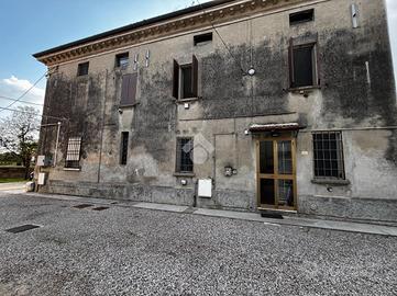 PORZIONE DI TRIFAMILIARE A PEGOGNAGA