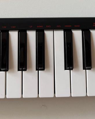 Tastiera MIDI Akai LPK25