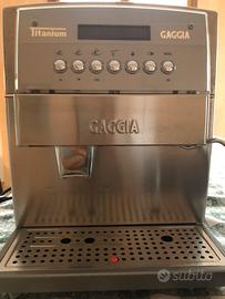 Macchina per caffè e cappuccino