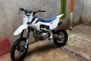 Pit bike 140 cc