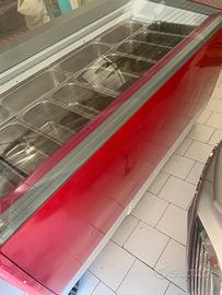 Banco gelati 600,00