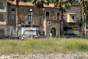 Stabile/Palazzo Caronia [Cod. rif M23V24VRG]