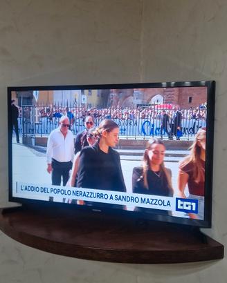 Smart TV Samsung HD da 32 pollici