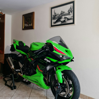 Kawasaki ZX6-R 2024 (accessori compresi)