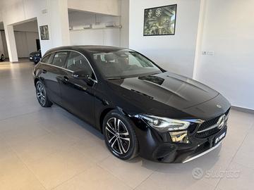 Mercedes-Benz CLA Shooting Brake 180 d Advanced au
