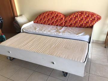 Letto a scomparsa divano letto