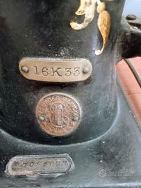 Macchina da cucire industriale d'epoca Singer 16K3
