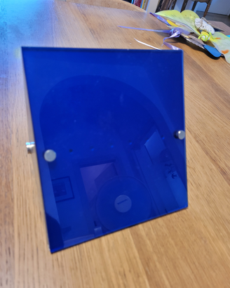 Applique luce blu