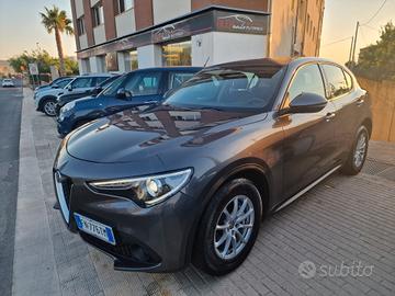 Alfa Romeo Stelvio 2.2 Turbodiesel 180 CV AT8 RWD 