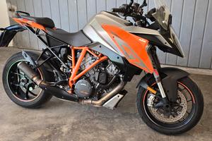 ktm superduke 1290 gt 