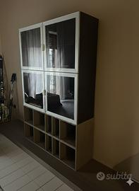 Mobile Vetrina di Design - Moderno e Capiente