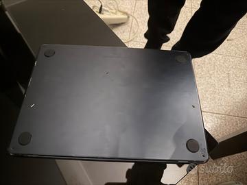 MacBook Air M2