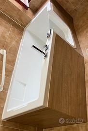 Vasca da bagno, (disabili e anziani con sportello)