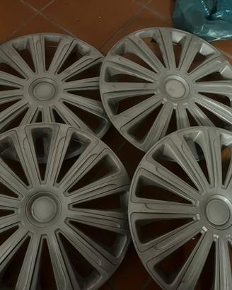 Set 4 Copricerchi Universali Argento