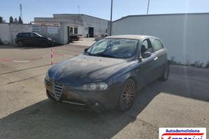 Alfa romeo 147 937 1.9 jtdm 8v 120cv - ricambi