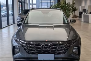 Tucson Hybrid PARI AL NUOVO · 9.500 km