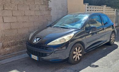 Peugeot 207 - 2006