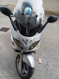 PIAGGIO X 9