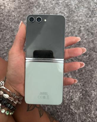 Samsung z flip 5