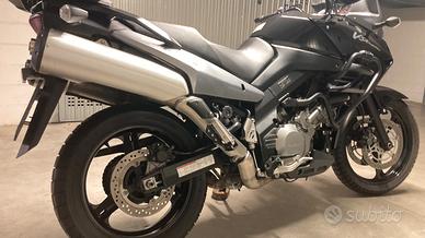 Suzuki V-Strom 1000 in ordine tagliandata 14000 km