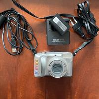 Nikon Coolpix 4800 6-50mm 8.3x Zoom