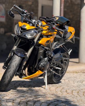 Triumph street triple 765rs
