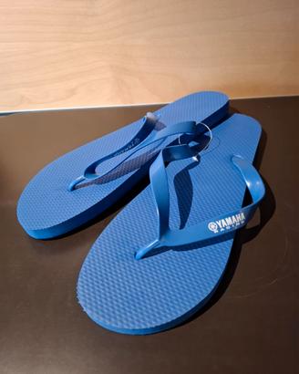 Infradito, costume e intimo YAMAHA